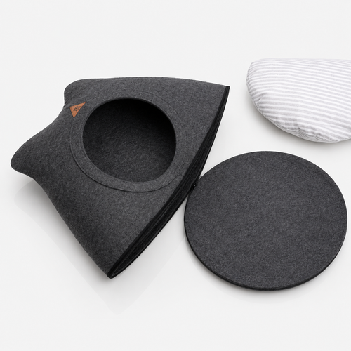 Letto a grotta per gatti in feltro color antracite con orecchie e cuscino a righe