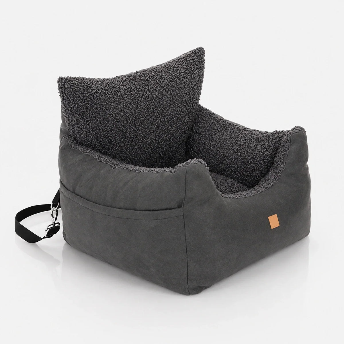 Seggiolino auto per cani in morbida ecopelliccia con imbottitura in memory foam