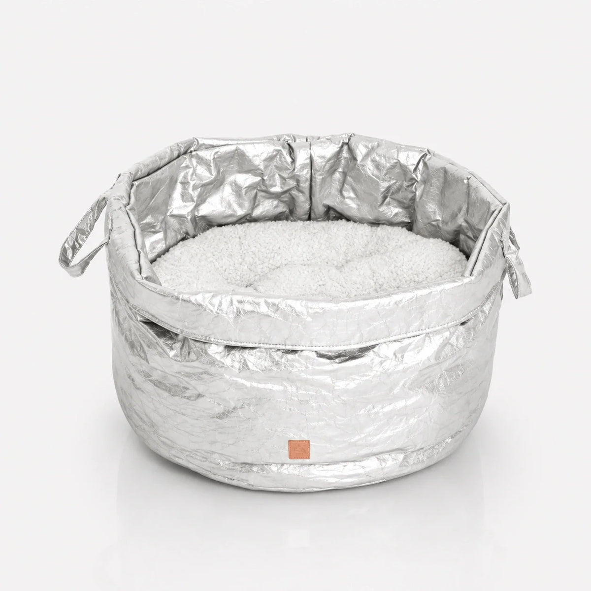 Panier rond argenté pour chien avec doublure douce et poignées latérales