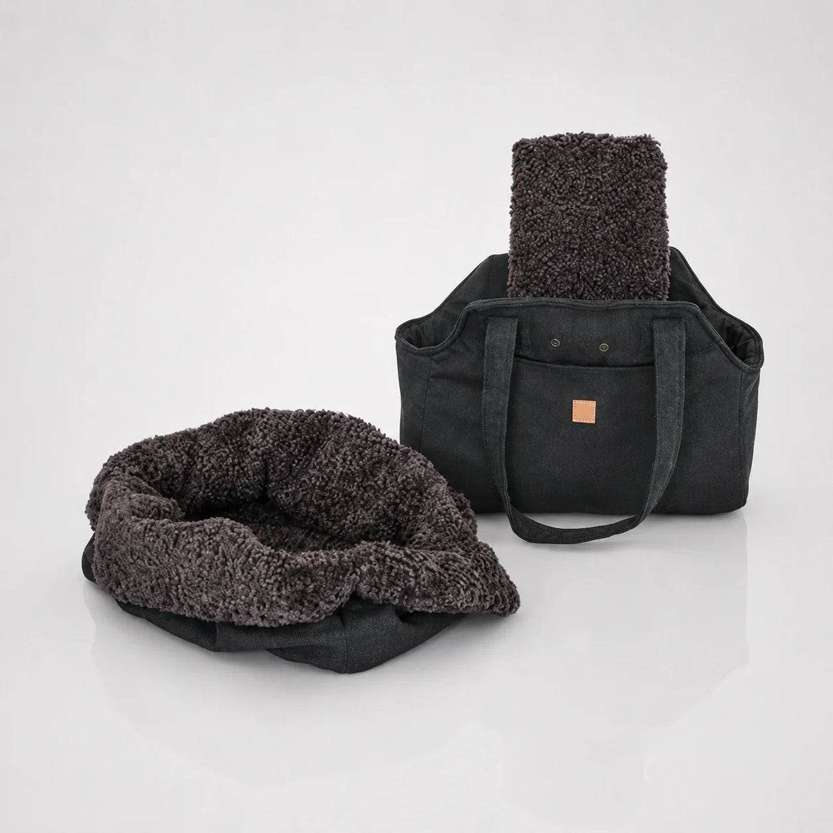 Borsa da trasporto per cani in tela con fodera in peluche e base rinforzata