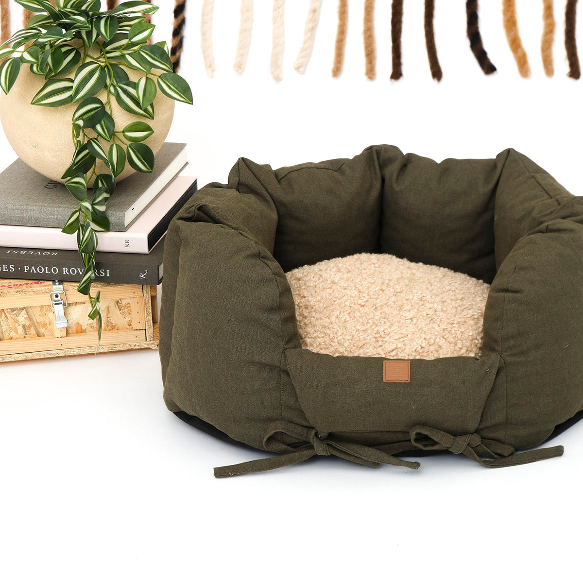 Hundebett aus Baumwoll-Canvas mit stützendem Rand und weicher Memory-Foam-Füllung